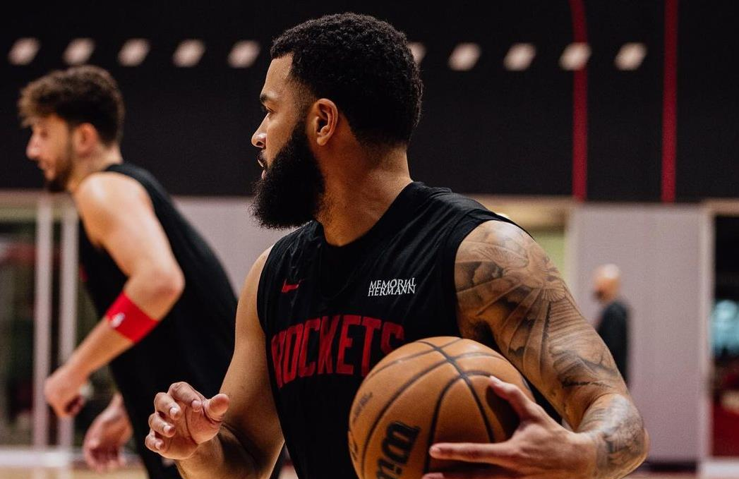 爱游戏娱乐-包含NBA常规赛冲刺阶段走向成谜,克里夫兰骑士外线爆发,气氛紧张,医务组通报恢复的词条