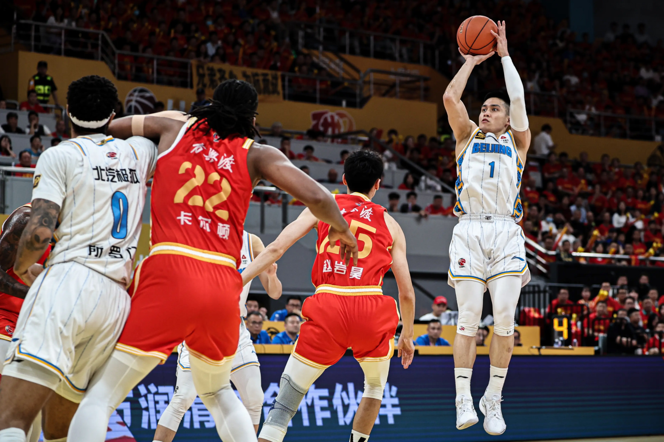 爱游戏-关于广厦男篮内部会议纪要流出：关键时刻状态回暖，CBA常规赛使命明确，数据趋势出现新变化的信息